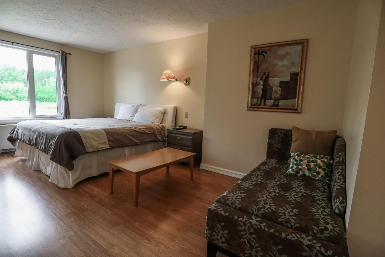 Atlantic Motel Berrys Mills Экстерьер фото